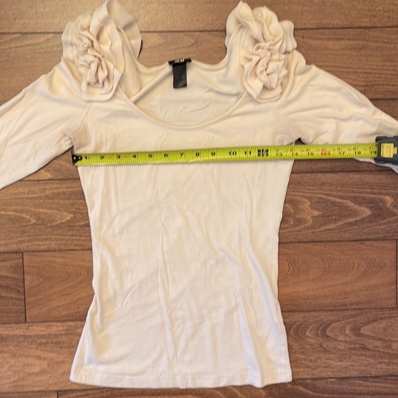 🎈3/$20! H&M cotton 3/4 sleeve top with ruffle embellishments extra small - Picture 6 of 10